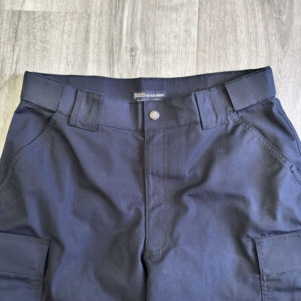 5.11 Tactical Series Cargo Pants Men's Size Large Navy Blue Ripstop Medical EMT - Picture 4 of 10